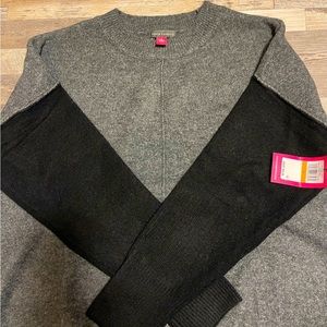NWT Vince Camuto Sweater